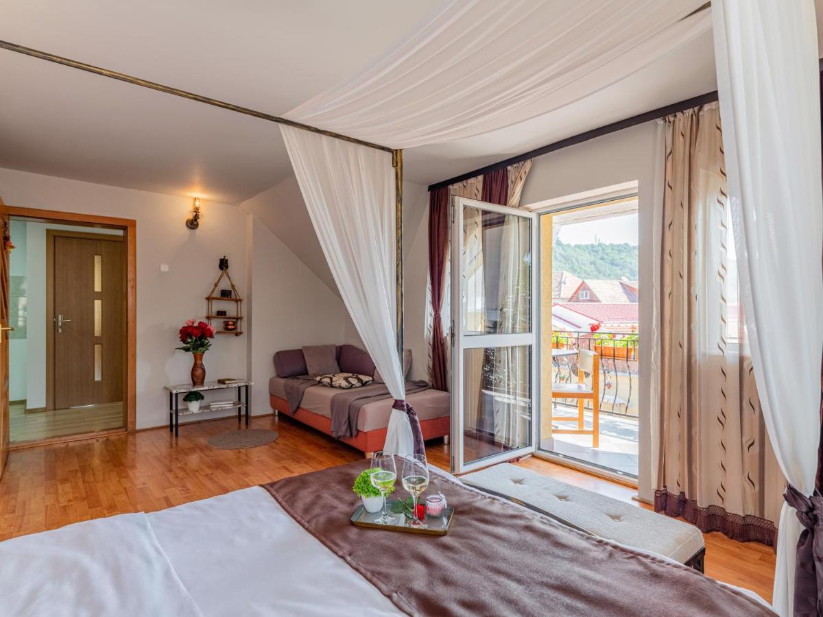 Rose Apartment Sighisoara Luaran gambar