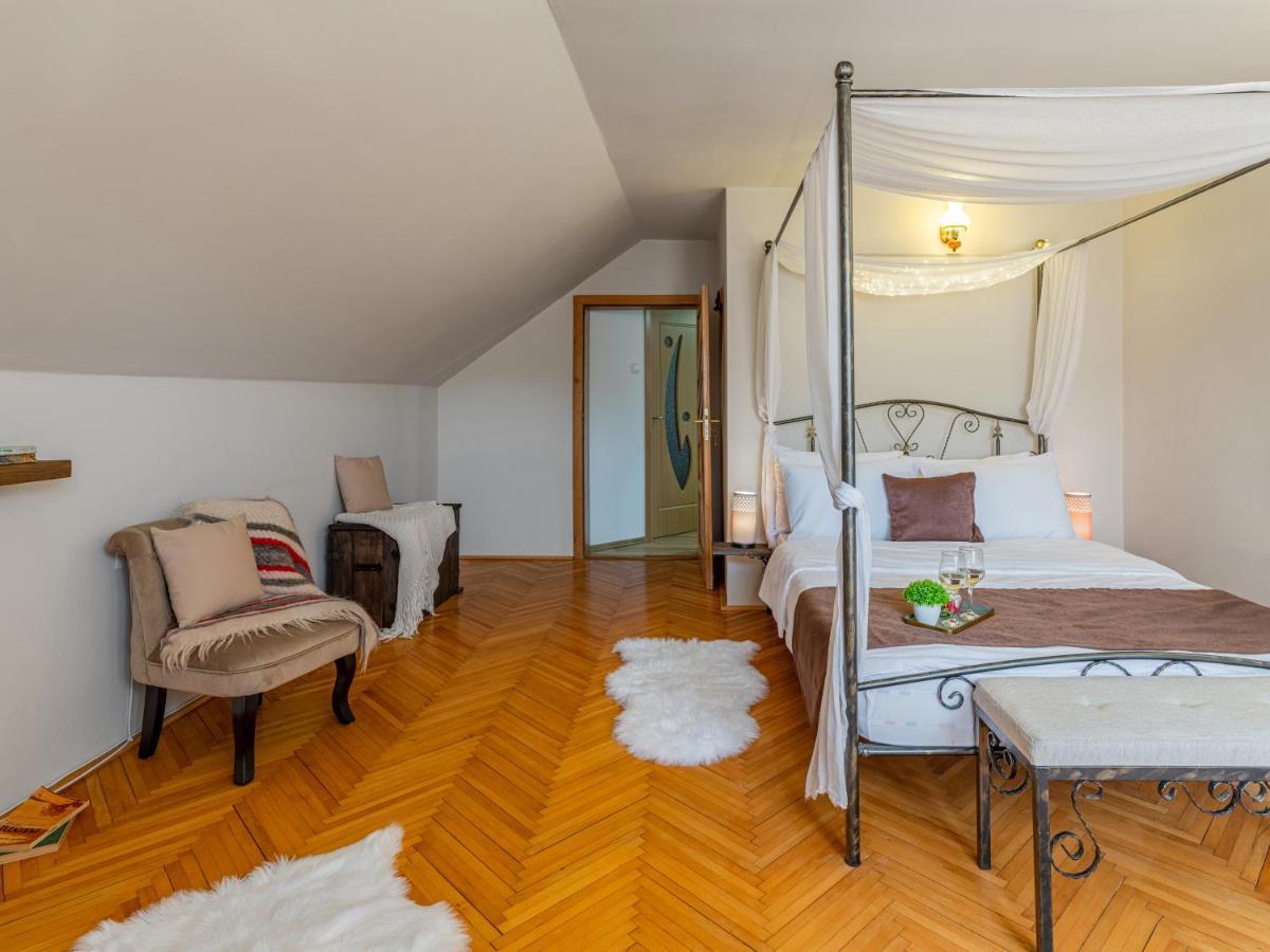 Rose Apartment Sighisoara Luaran gambar